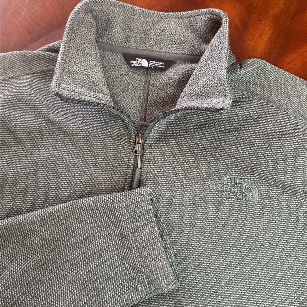 The North Face Men’s Zip Up Fleece Jacket Size Large Green GUC Pockets Outdoor